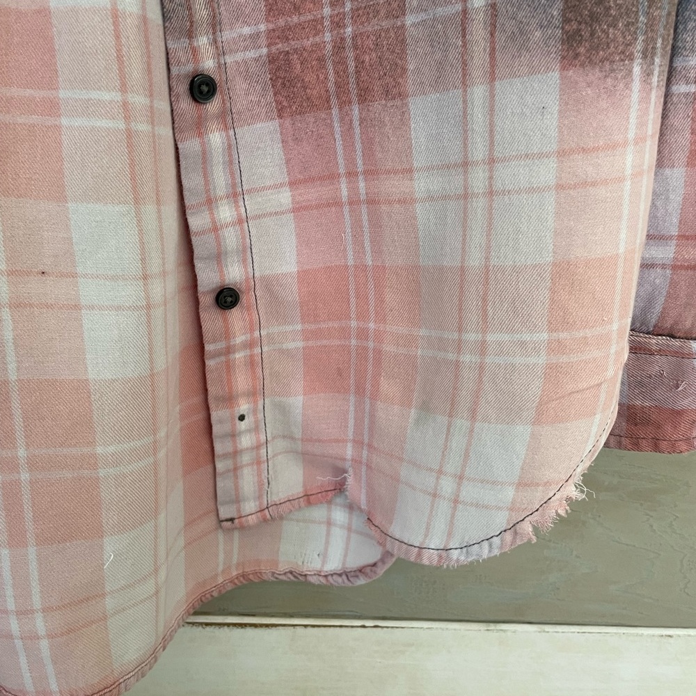 Distressed Flannel - Picture 3 of 4